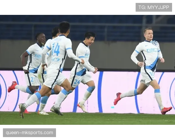 卢顿镇背水一战，关键战役成保级生死线