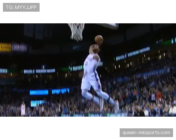 董志豪抢断后的酷炫转身，感觉随时能开演唱会了吧？